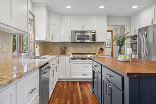 Maple Grove, MN 55311,17619 82nd WAY N