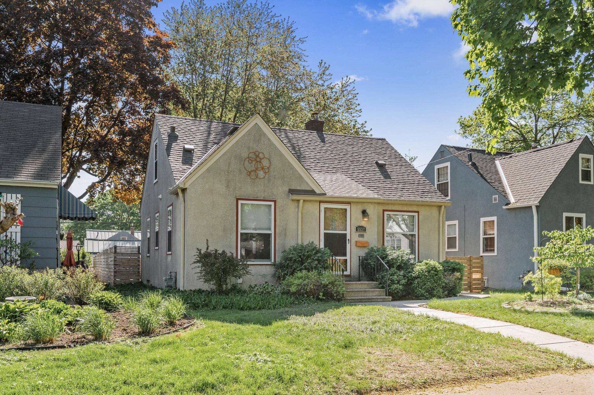 Minneapolis, MN 55417,5537 26th AVE S