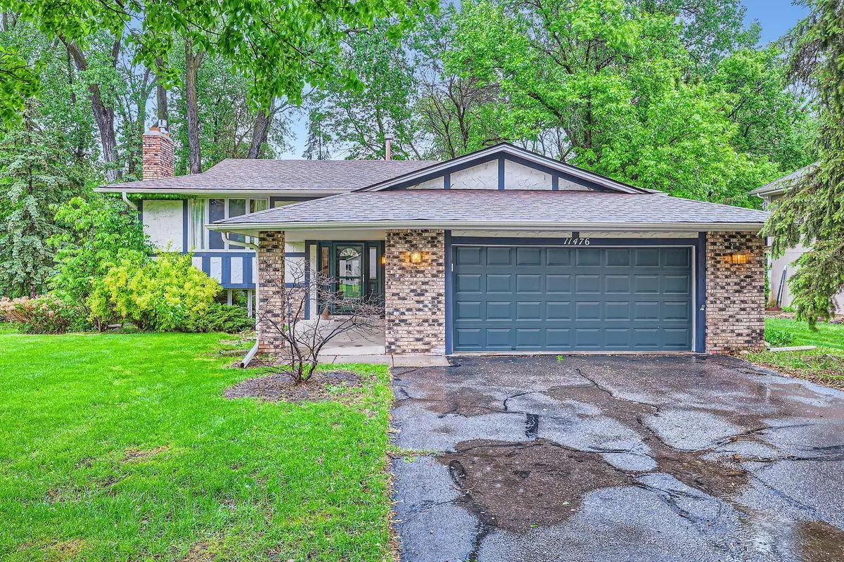Maple Grove, MN 55369,11476 65th PL N