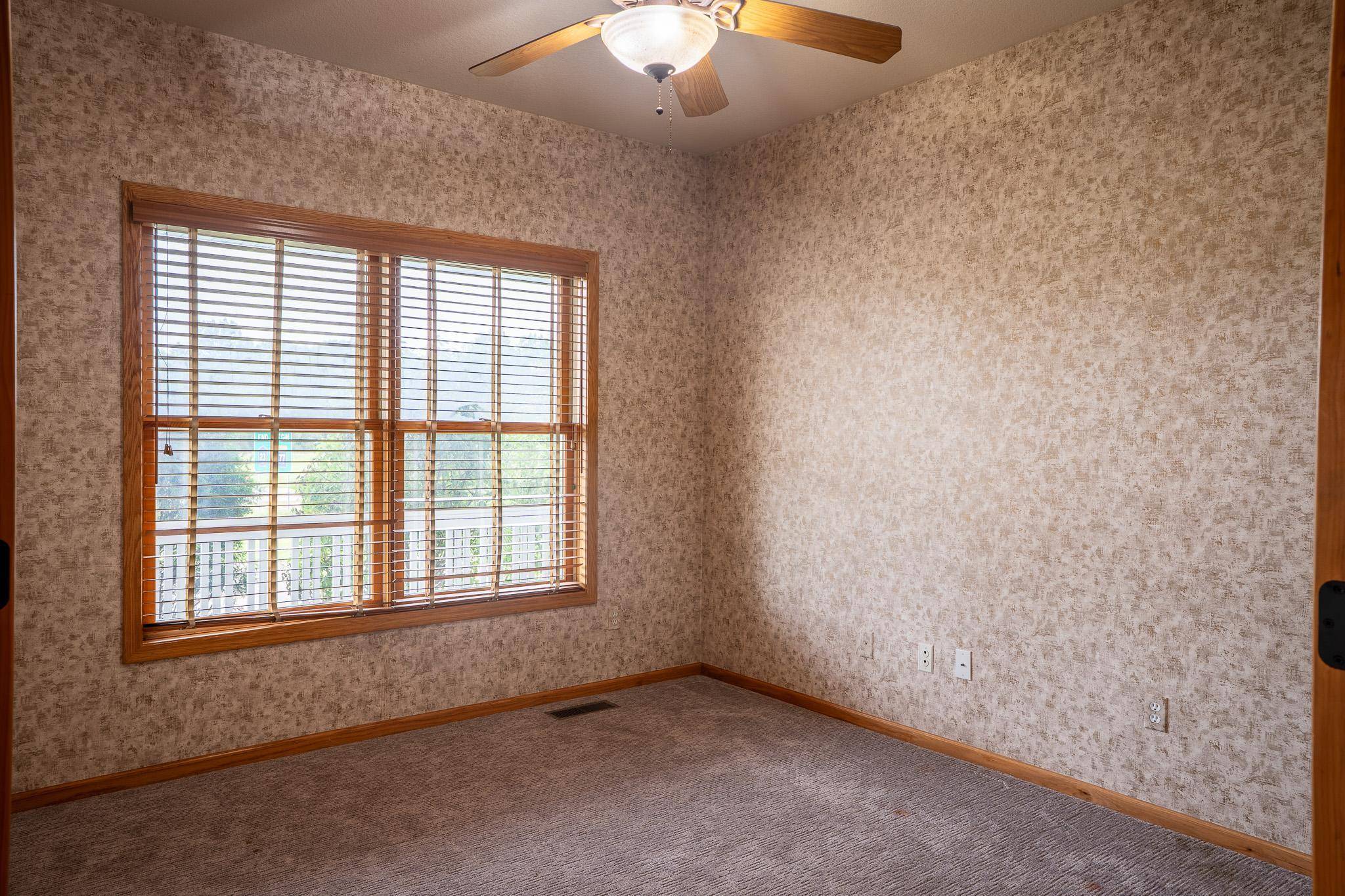 Apple Valley, MN 55124,13320 Cedar AVE