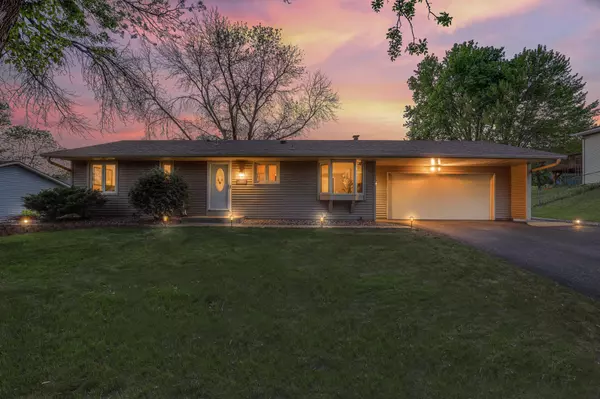 10348 Wyoming AVE S,  Bloomington,  MN 55438