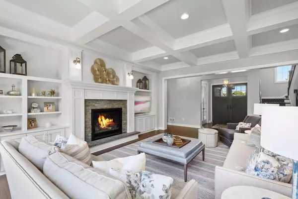 Shorewood, MN 55331,5980 Prestwick CT