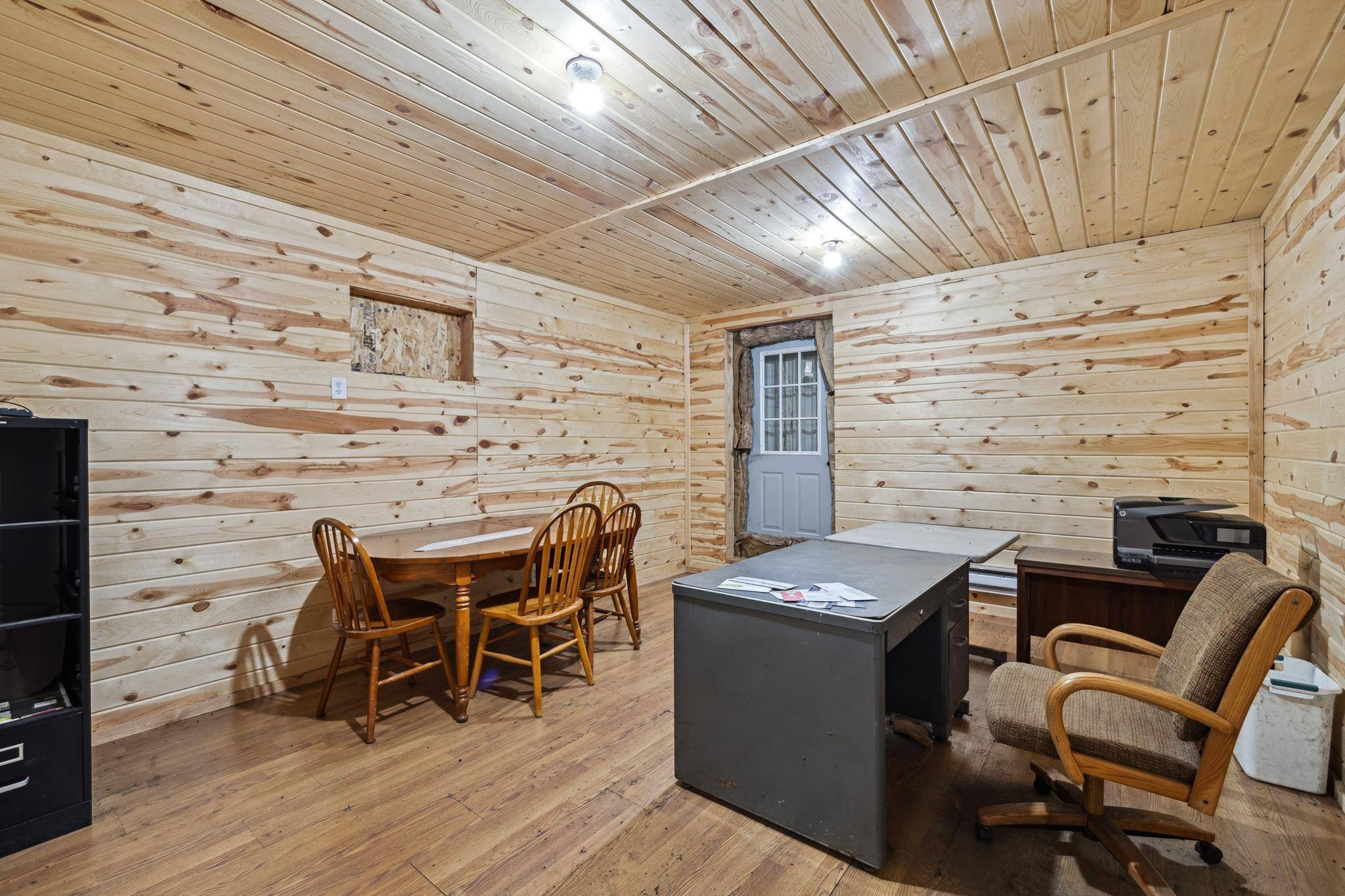 Emily, MN 56447,43329 State Hwy 6