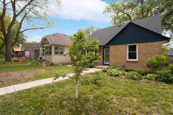 Minneapolis, MN 55418,3122 Arthur ST NE