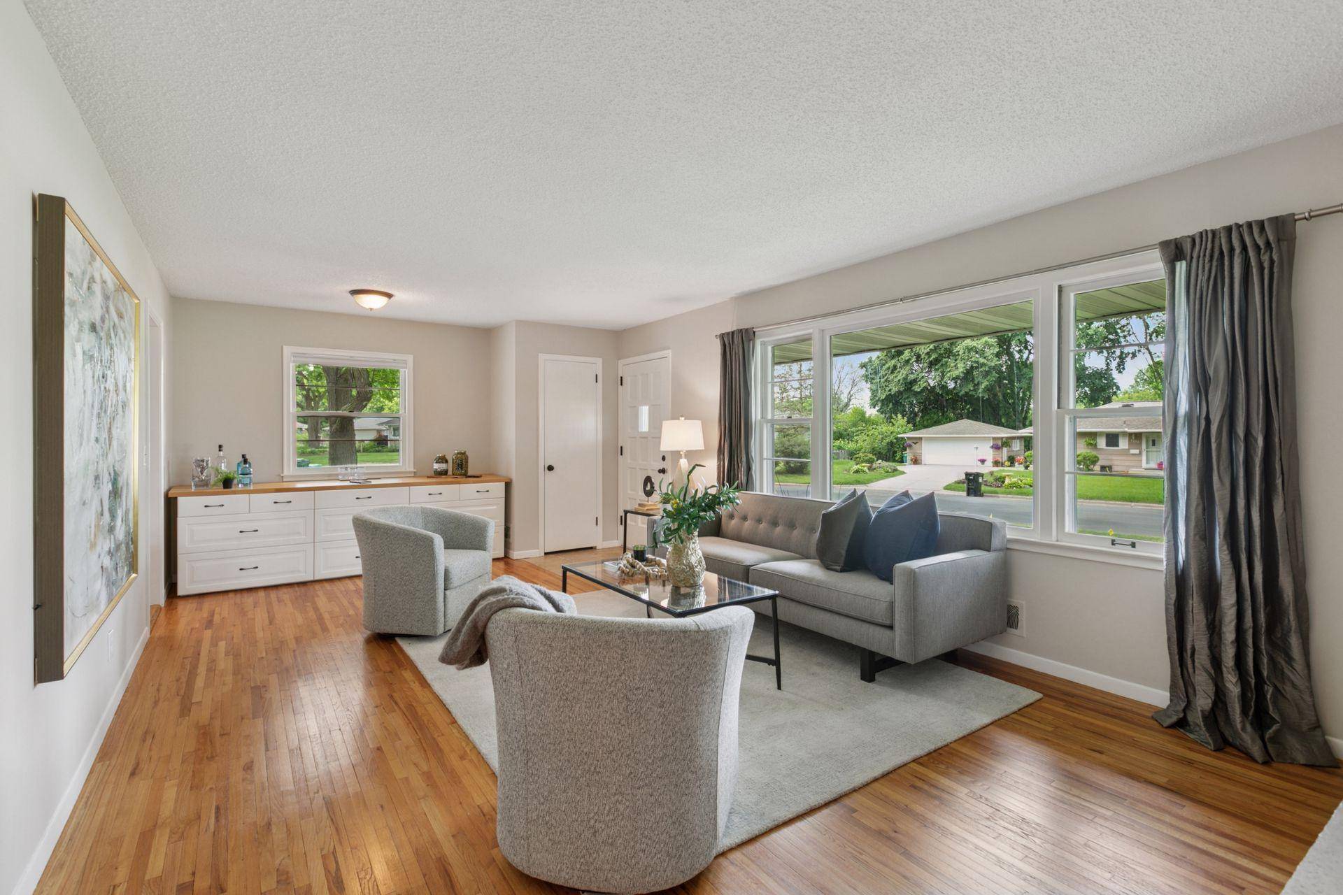 Bloomington, MN 55431,8249 Abbott AVE S