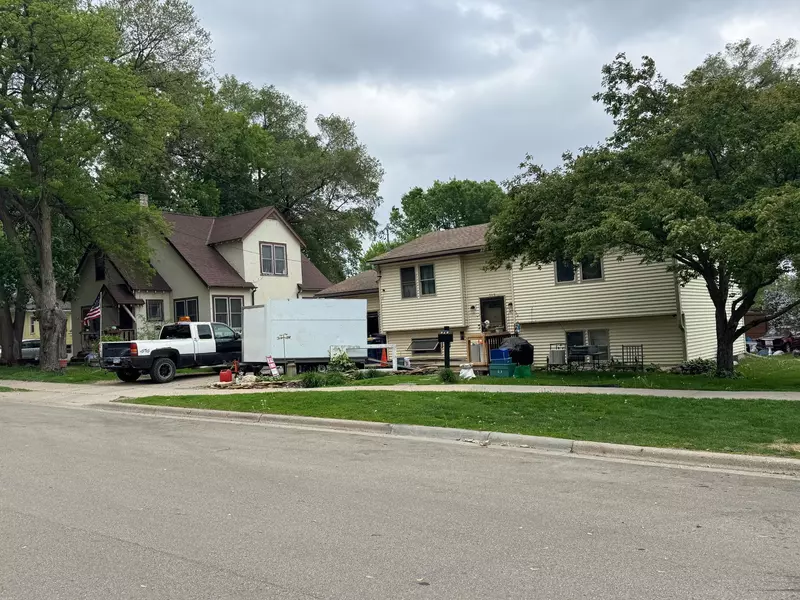 315 Poplar ST, Northfield, MN 55057