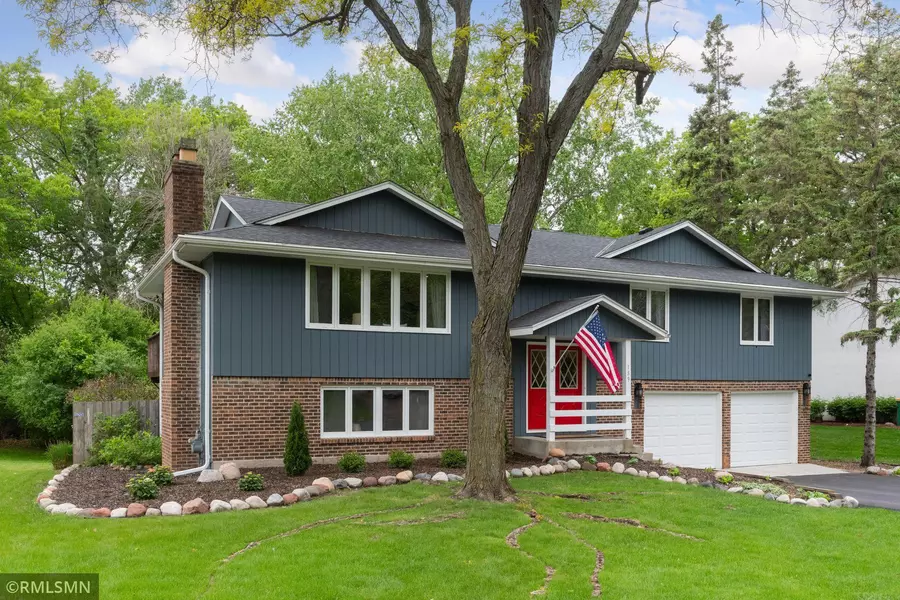 189 Glenmoor LN, Long Lake, MN 55356