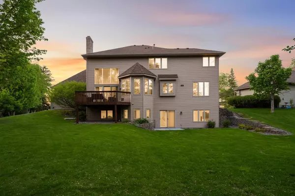 Shoreview, MN 55126,5732 Pond CT
