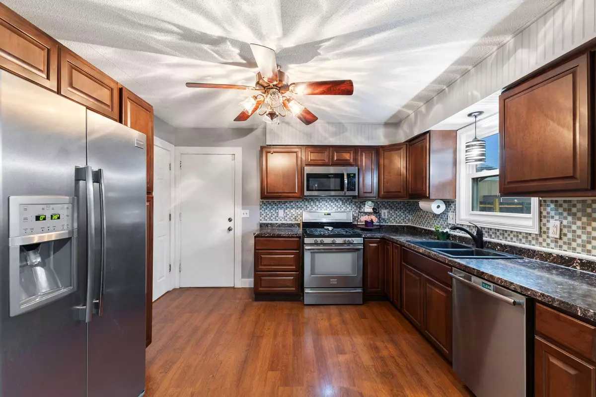 Inver Grove Heights, MN 55076,3183 68th ST E