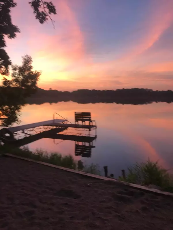 Spicer, MN 56288,8971 71st ST NE