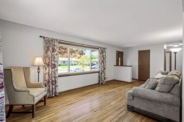 Brooklyn Center, MN 55430,7225 Girard AVE N