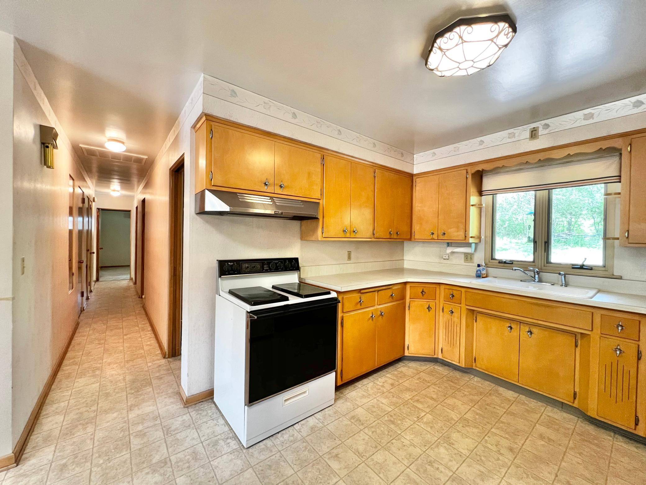 Granite Falls, MN 56241,860 8th AVE