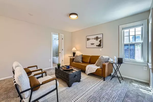 Columbia Heights, MN 55421,3907 2nd ST NE