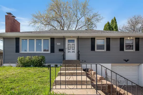 South Saint Paul, MN 55075,1911 3rd ST N