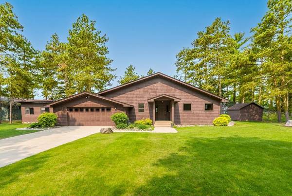 22855 E Lake Hubert DR, Lake Edward Twp, MN 56401
