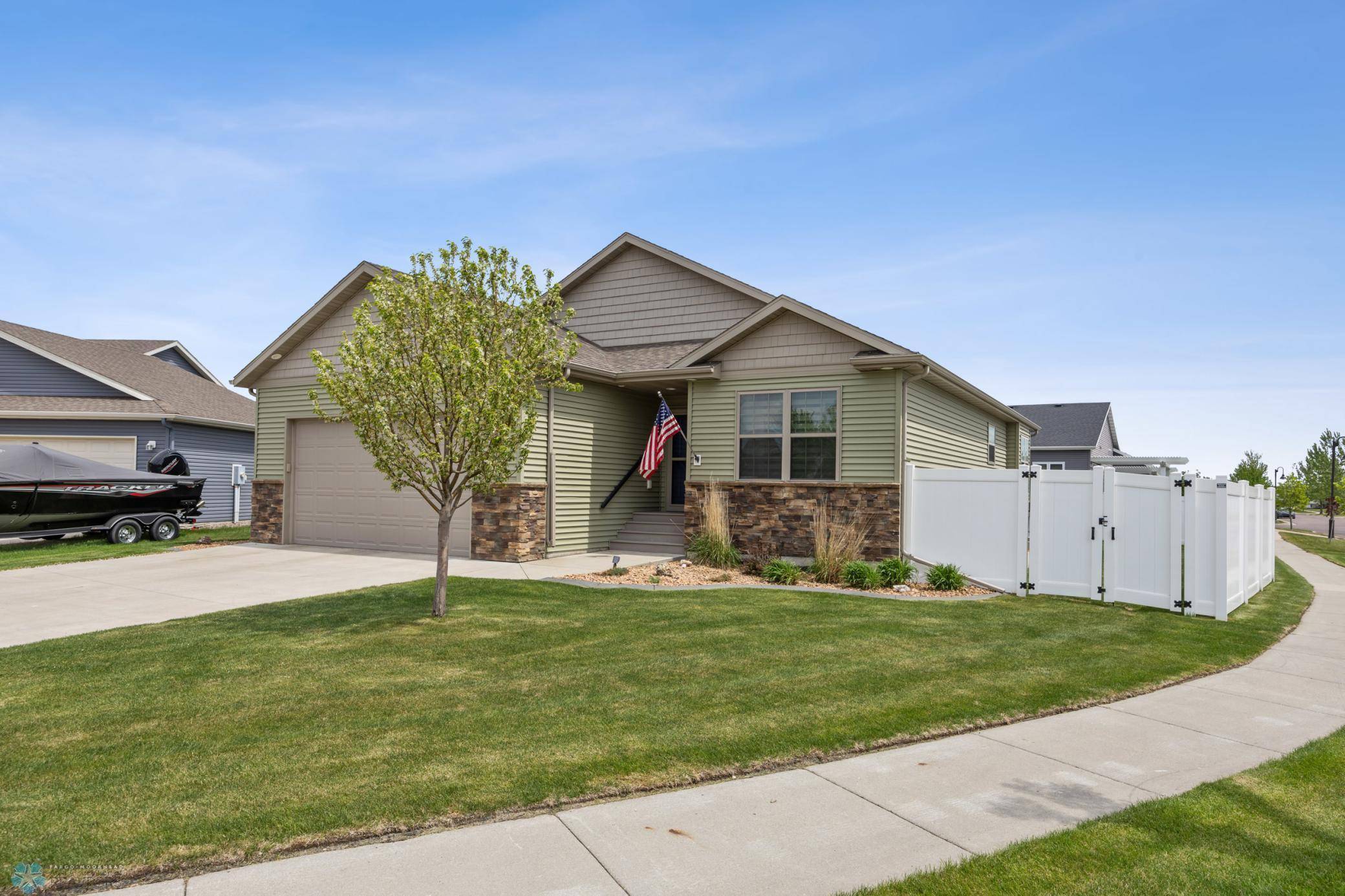 5409 47th AVE S, Fargo, ND 58104