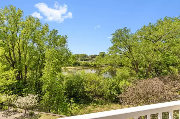 South Saint Paul, MN 55075,601 Levander WAY #208