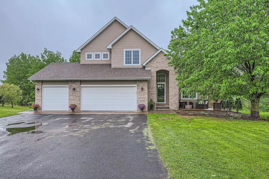 22760 Imperial AVE N, Forest Lake, MN 55025