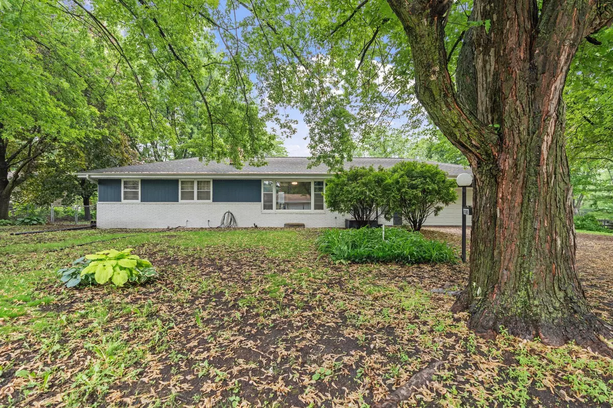 Maple Plain, MN 55359,5505 Joyce ST