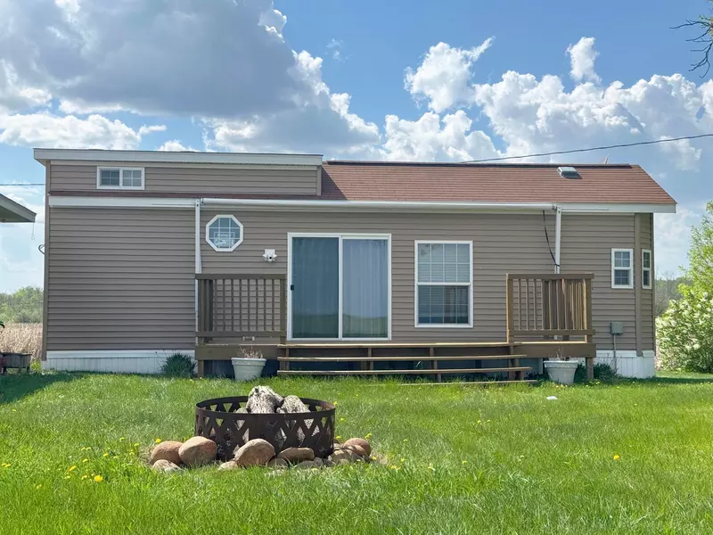 7625 US Highway 169, Garrison, MN 56450