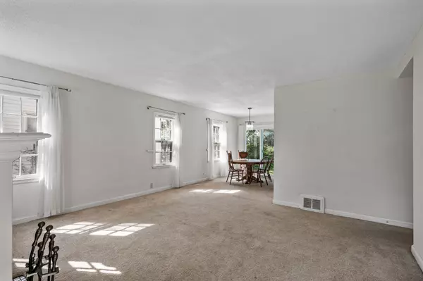 Robbinsdale, MN 55422,3669 Halifax AVE N