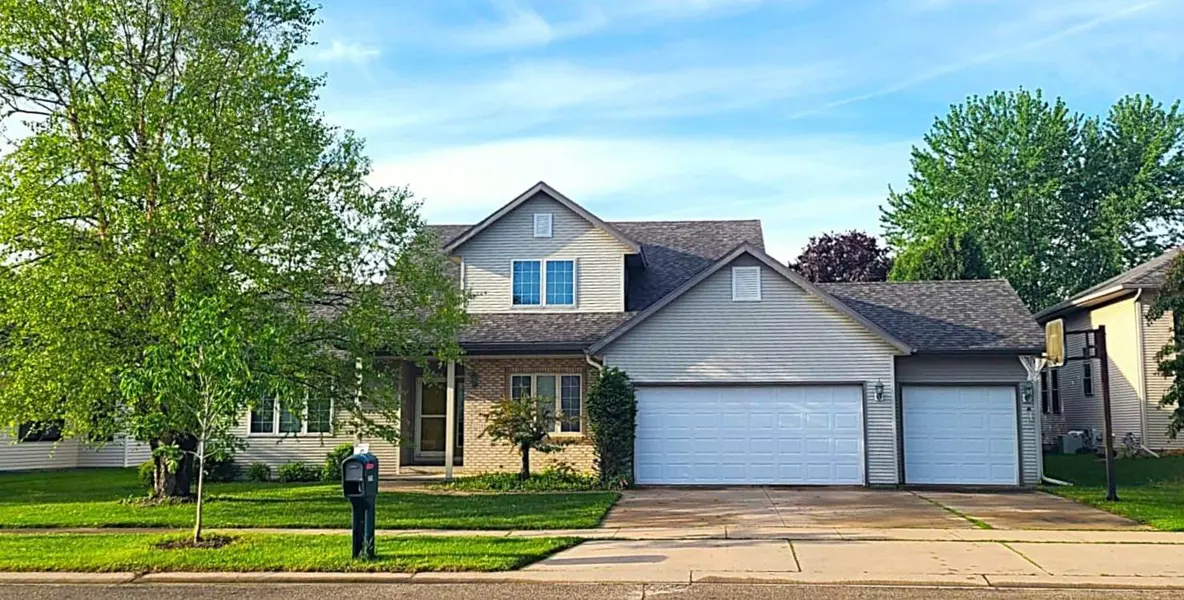 2714 Colleen ST NE, Rochester, MN 55906