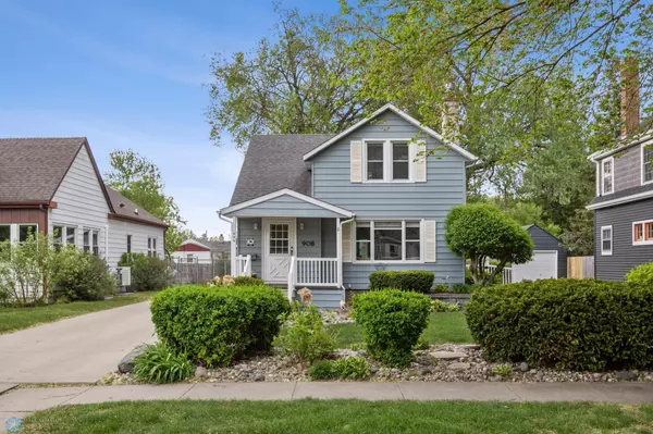908 11th ST S,  Moorhead,  MN 56560