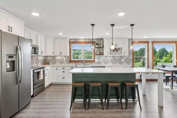 Kinnickinnic Twp, WI 54022,136 County Road JJ