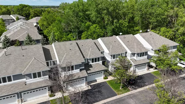 Woodbury, MN 55129,615 Sutherland DR