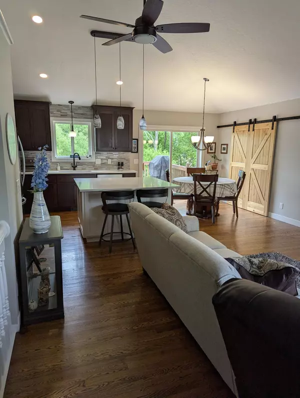 Forest Lake, MN 55025,1305 18th AVE SE