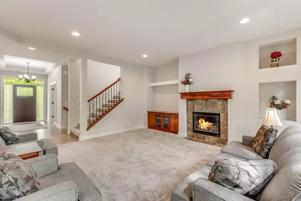 Brooklyn Park, MN 55445,7713 Oxbow Creek CIR N