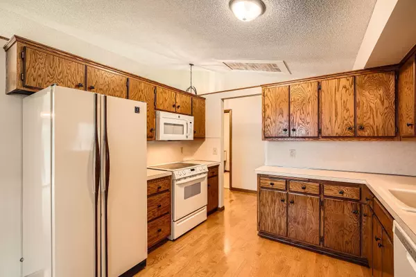 New Brighton, MN 55112,2044 28th AVE NW