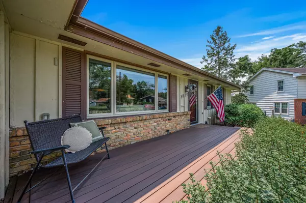 Bloomington, MN 55437,9030 Kell CIR