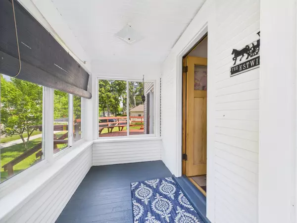 Glenwood, MN 56334,203 2nd AVE SE