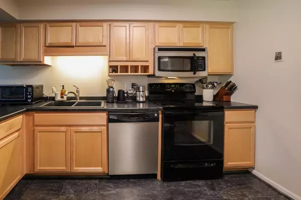 Bloomington, MN 55438,7501 W 101st ST #205