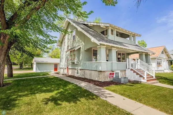 Lisbon, ND 58054,810 Oak ST