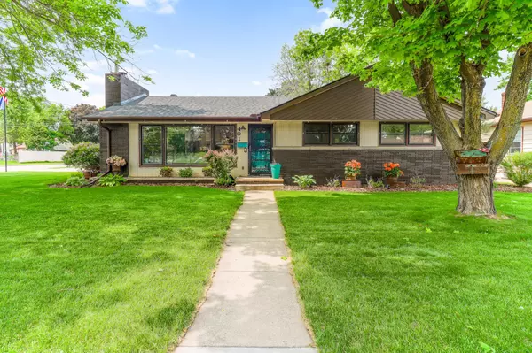 401 2nd AVE NE, Osseo, MN 55369