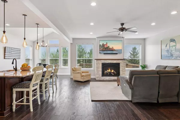 Waconia, MN 55387,1285 Farmhouse DR
