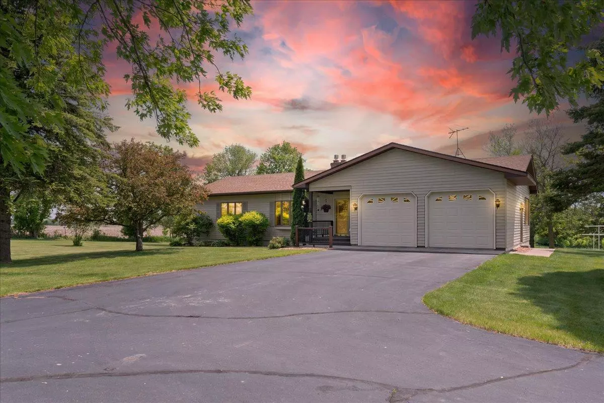 Hammond, WI 54015,1819 90th AVE