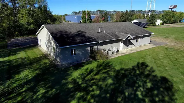 Hinckley, MN 55037,260 Morris