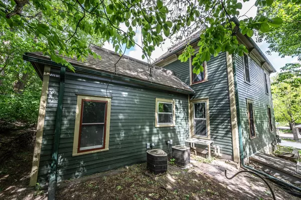Northfield, MN 55057,711 2nd ST W