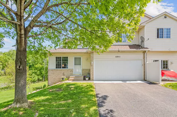 Inver Grove Heights, MN 55076,6841 Benton CIR
