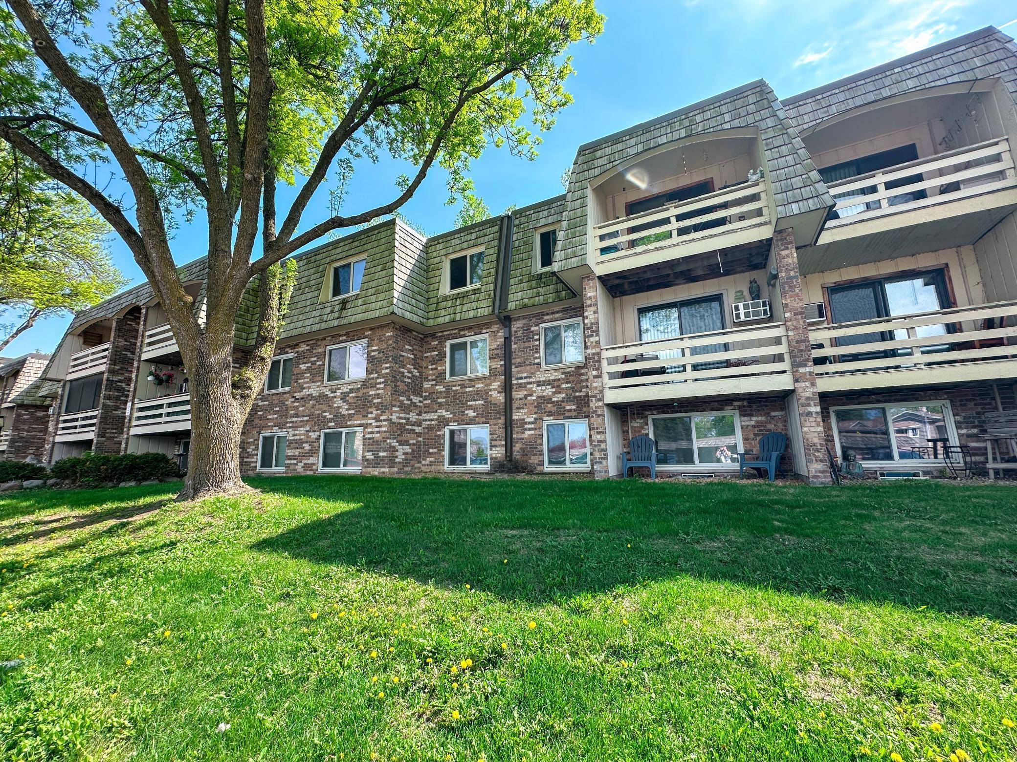 4407 Wilshire BLVD #110, Mound, MN 55364