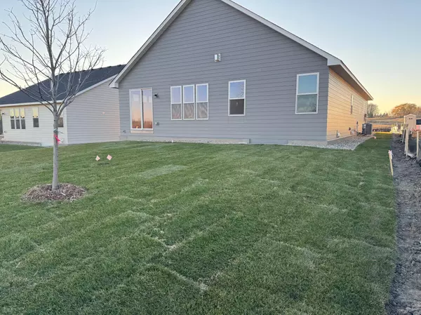 Lakeville, MN 55044,20104 Globe DR