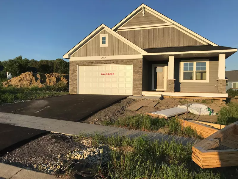 20104 Globe DR, Lakeville, MN 55044