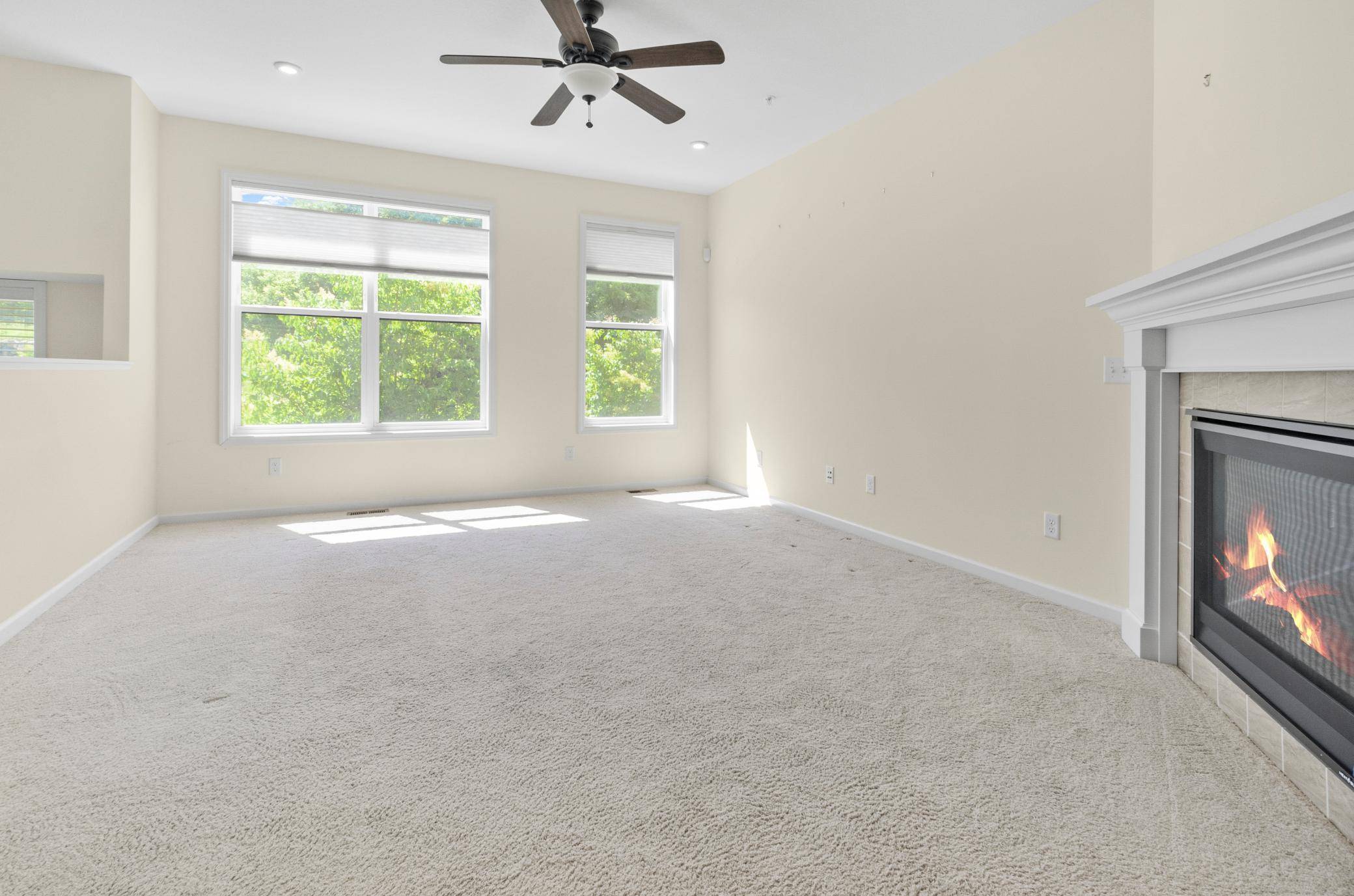 Eagan, MN 55122,4016 River Valley WAY