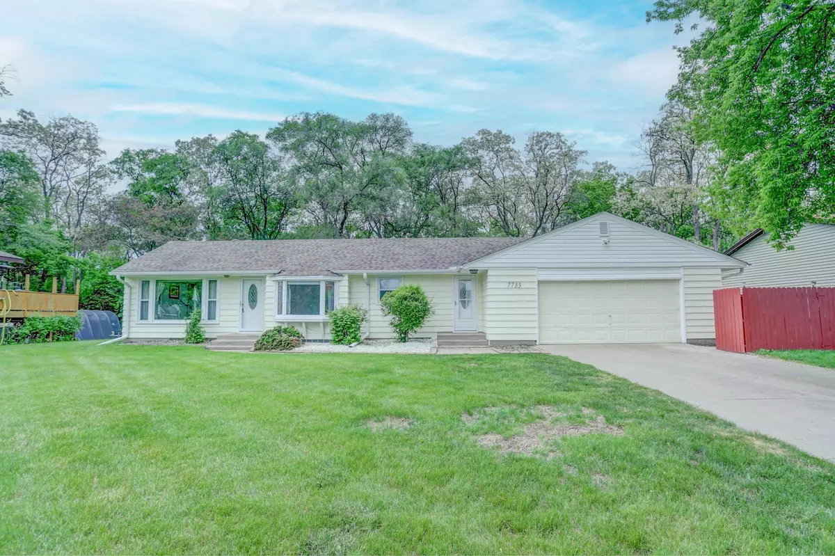 Brooklyn Park, MN 55444,7733 Fairfield RD N