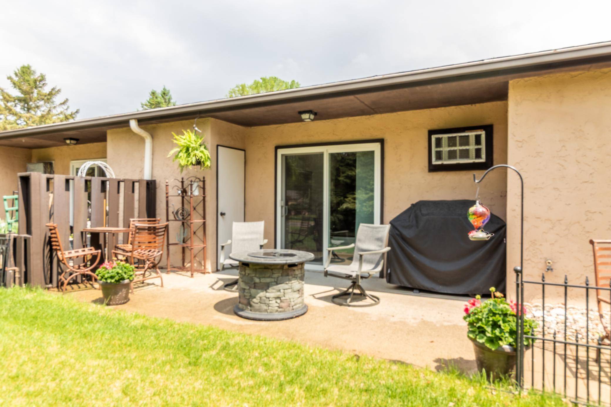Cold Spring, MN 56320,912 3rd ST N #6