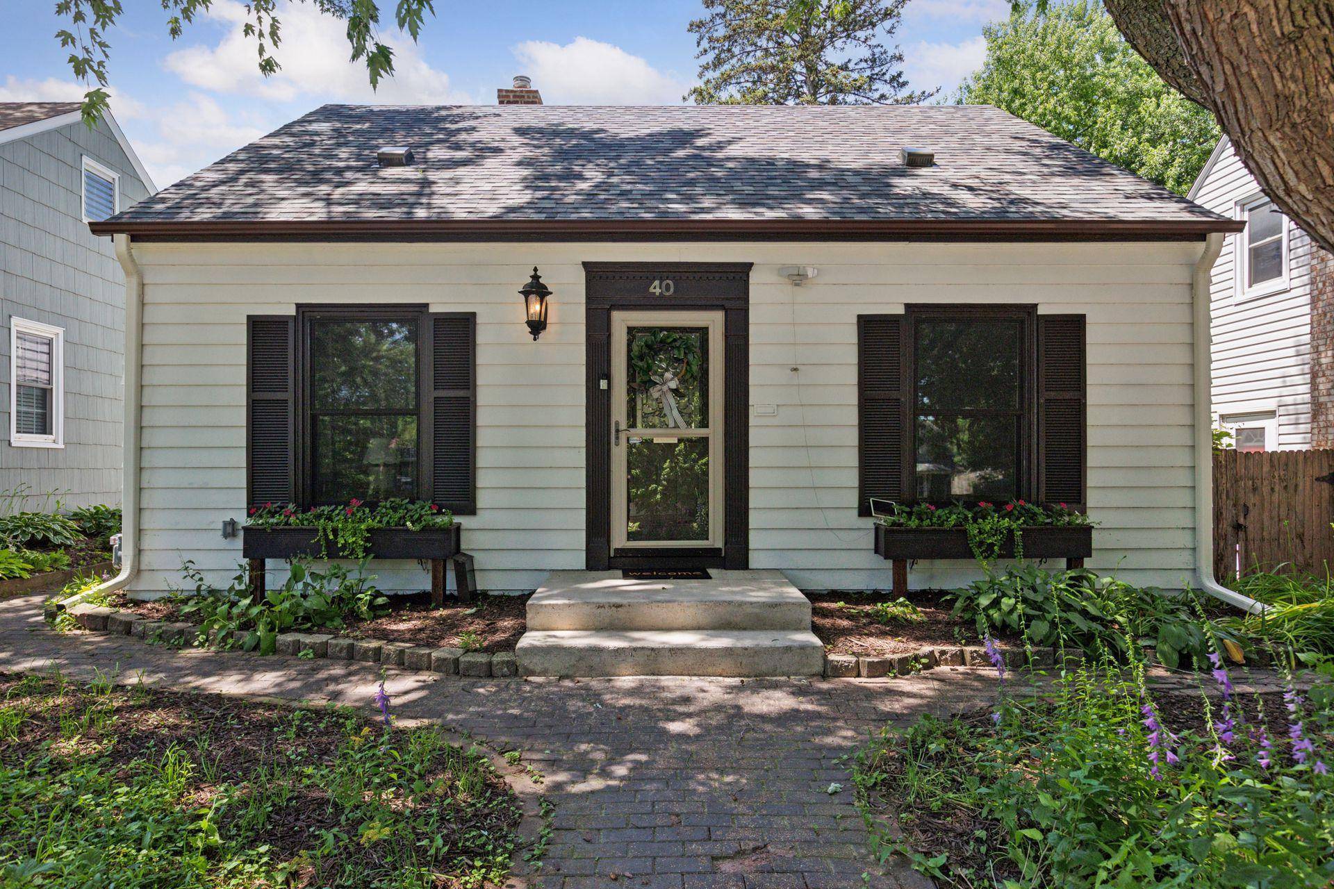 40 Penn AVE S, Minneapolis, MN 55405