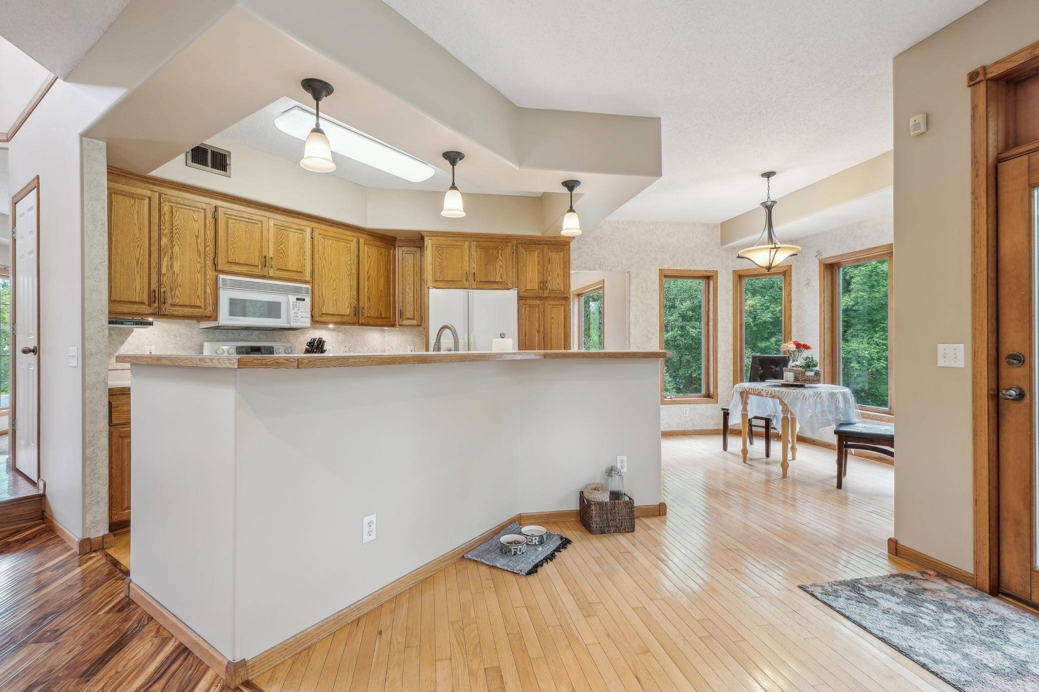 Wyoming, MN 55092,6893 256th ST